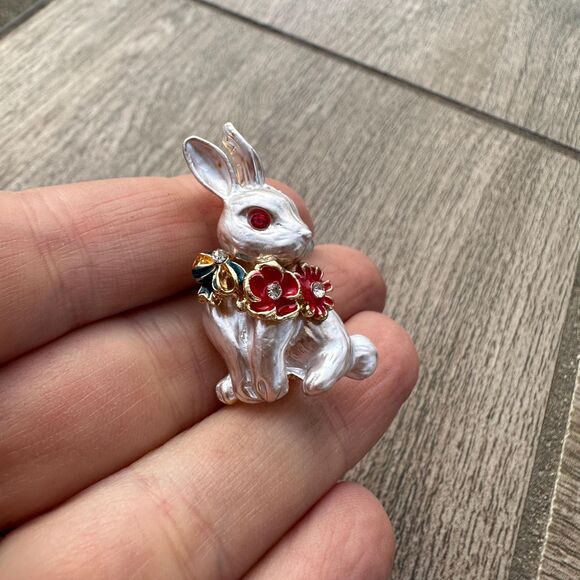 Vintage Style Bunny Rabbit with Flowers Enamel Brooch Easter Pin Spring Jewelry - Picture 2 of 6